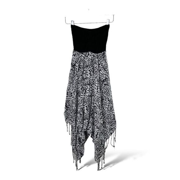 Billabong Enchanted Dayz‎ Black/White Strapless Dress w/Handkerchief Hem Tassels - Picture 1 of 12